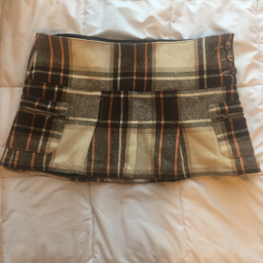 Hollister ultra mini skirt